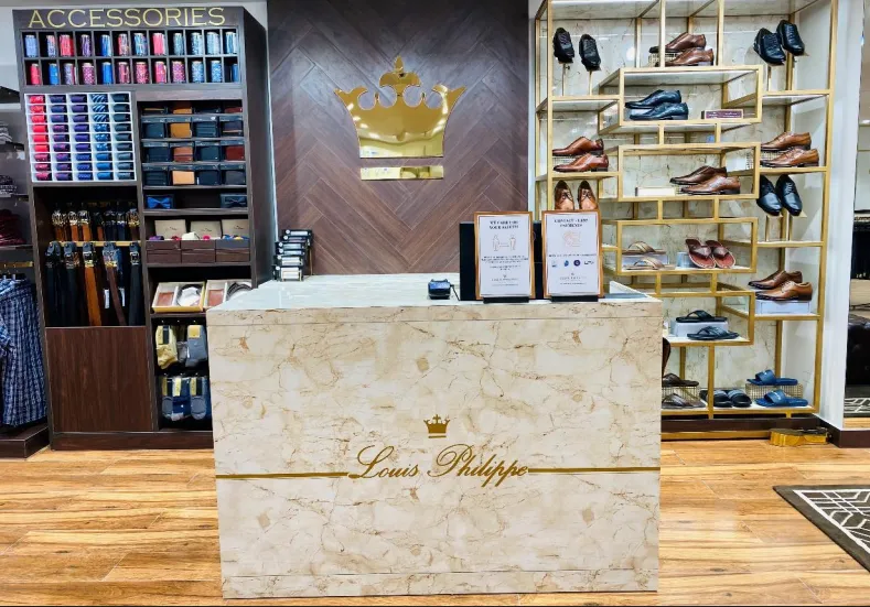 Louis Philippe - Adyar